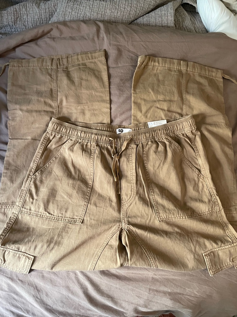 SO Tan Elastic-Waist Cargo Pants
